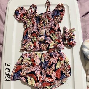 3T 2piece Set Vince Camuto